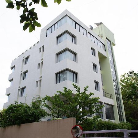 Monarch Montvert Pune Exterior photo