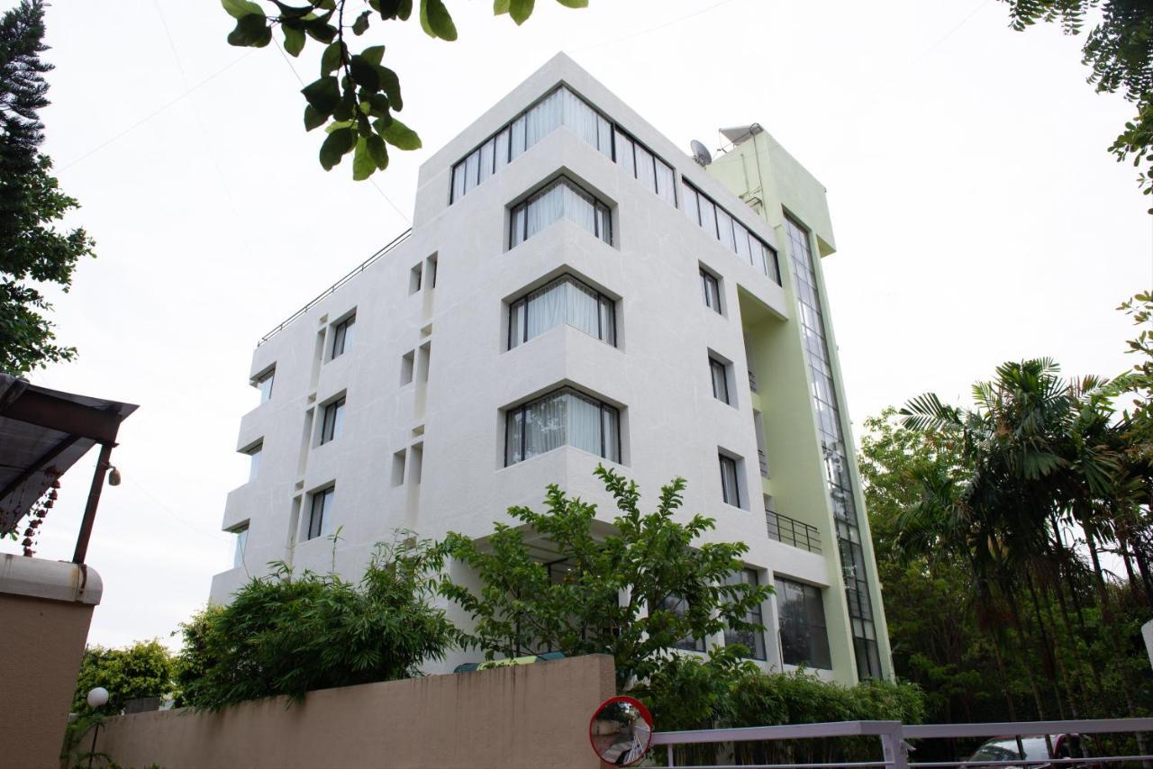 Monarch Montvert Pune Exterior photo
