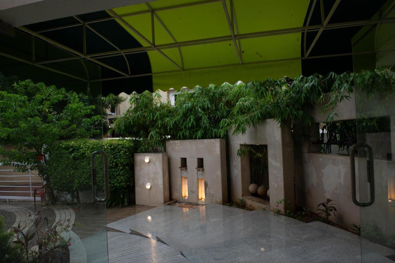 Monarch Montvert Pune Exterior photo